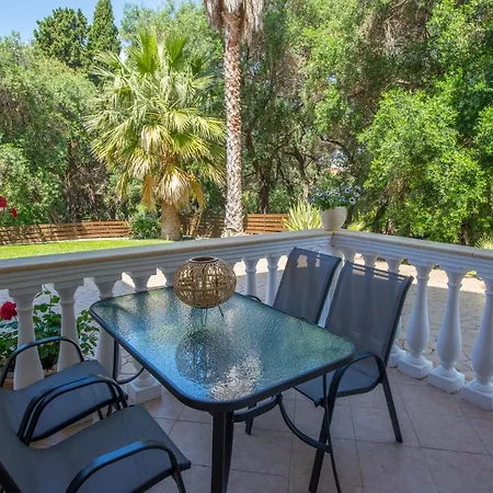 Nicoles Arillas Corfu 아릴라스