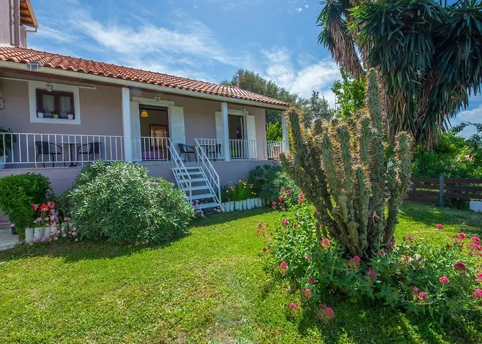 Nicoles Arillas Corfu Апартаменты *