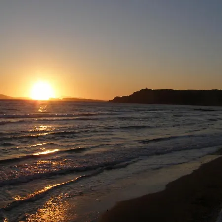 Nicoles Arillas Corfu Daire *