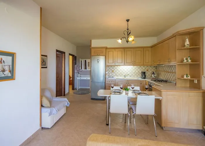 Nicoles Arillas Corfu أريلاز